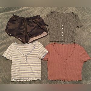 XS Bundle/ 3 crop tops and 1 athletic shorts